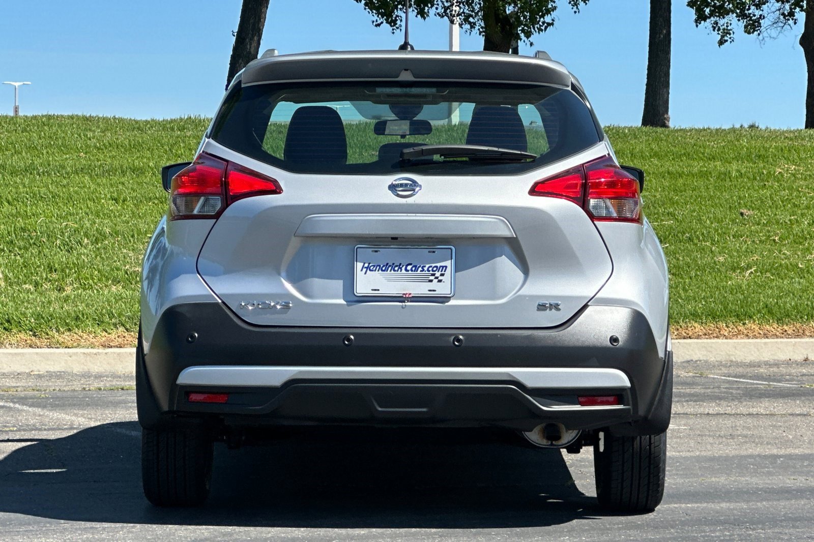 Used 2020 Nissan Kicks SR w/ SR Premium Package image 6