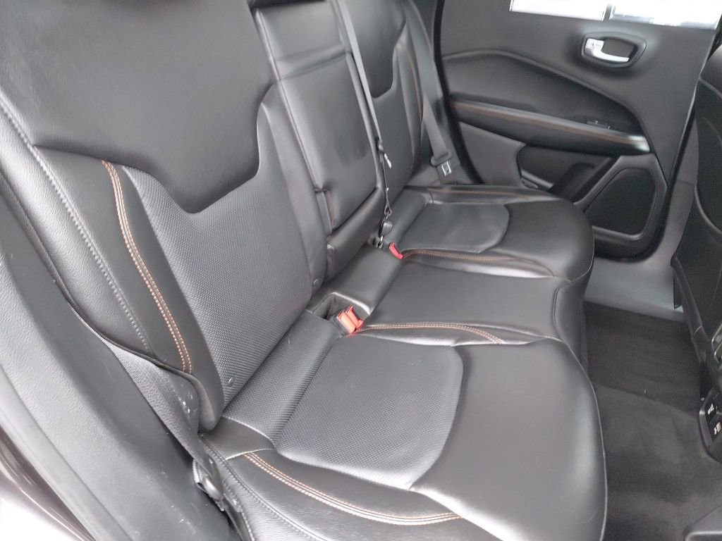 Used 2018 Jeep Compass Limited w/ Navigation Group image 25