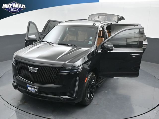 Used 2024 Cadillac Escalade Sport w/ LPO, ONYX Package image 26