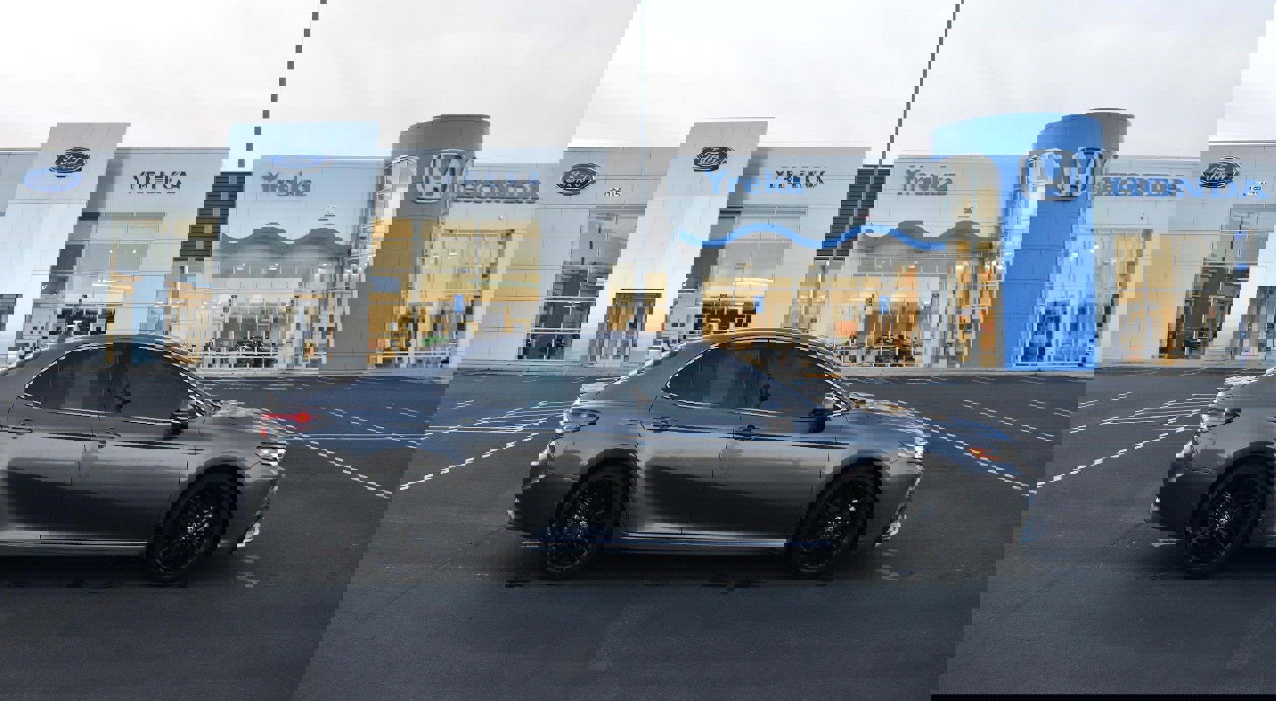 Used 2024 Toyota Camry XSE image 1