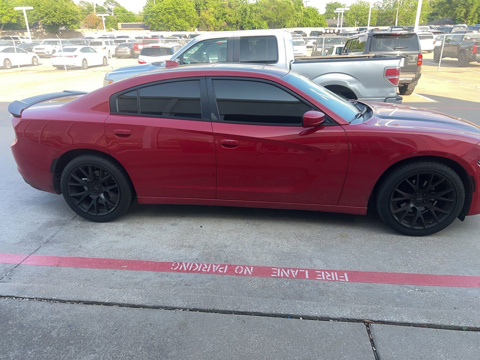 Used 2015 Dodge Charger SXT RWD image 5