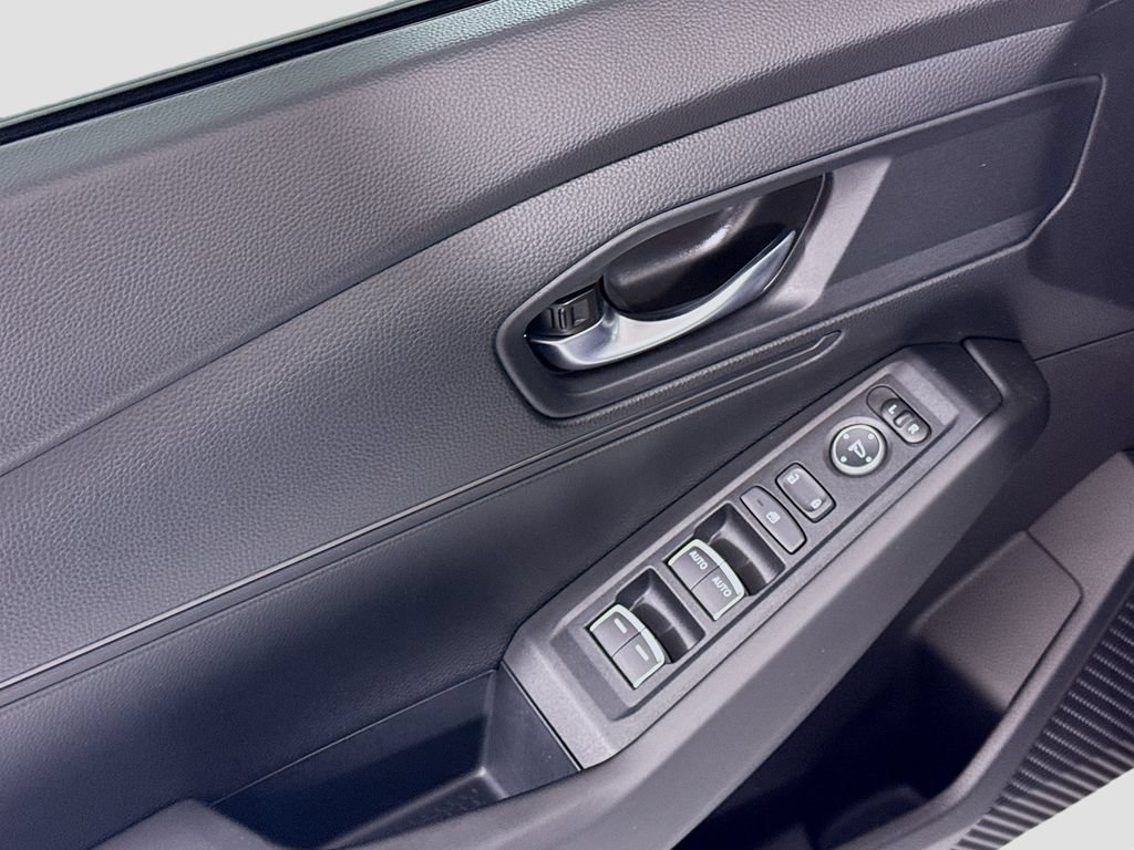 Certified 2025 Honda Accord LX image 23