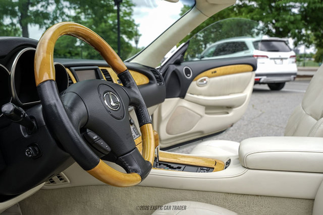 Used 2005 Lexus SC 430 Convertible RWD image 51