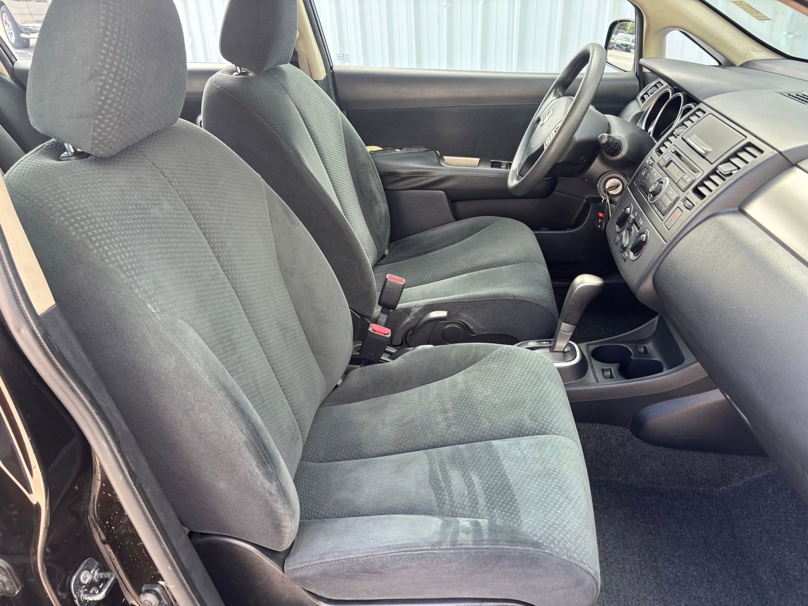 Used 2011 Nissan Versa 1.8 S w/ Plus Pkg image 31