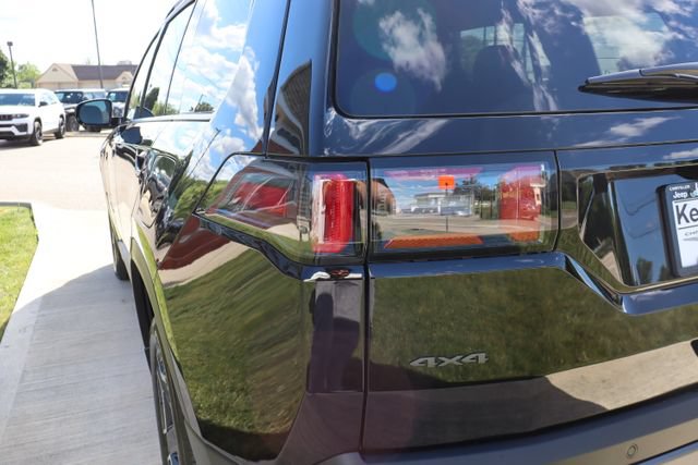 New 2026 Jeep Cherokee Limited AWD/4WD image 35