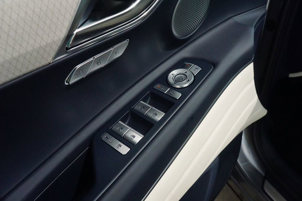 New 2025 Genesis GV80 3.5T Prestige image 14