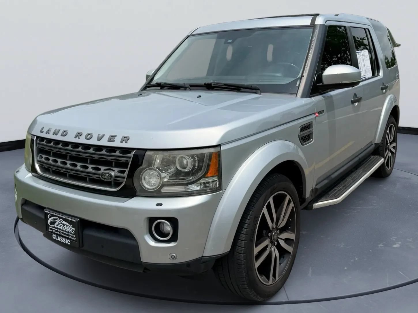 Used 2015 Land Rover LR4 HSE AWD/4WD image 18