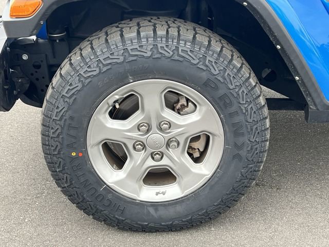 Used 2021 Jeep Gladiator Sport image 39