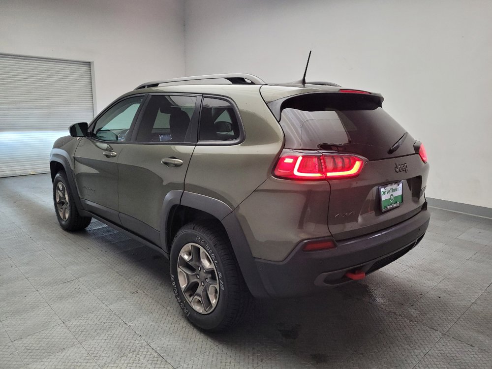 Used 2019 Jeep Cherokee Trailhawk AWD/4WD image 5