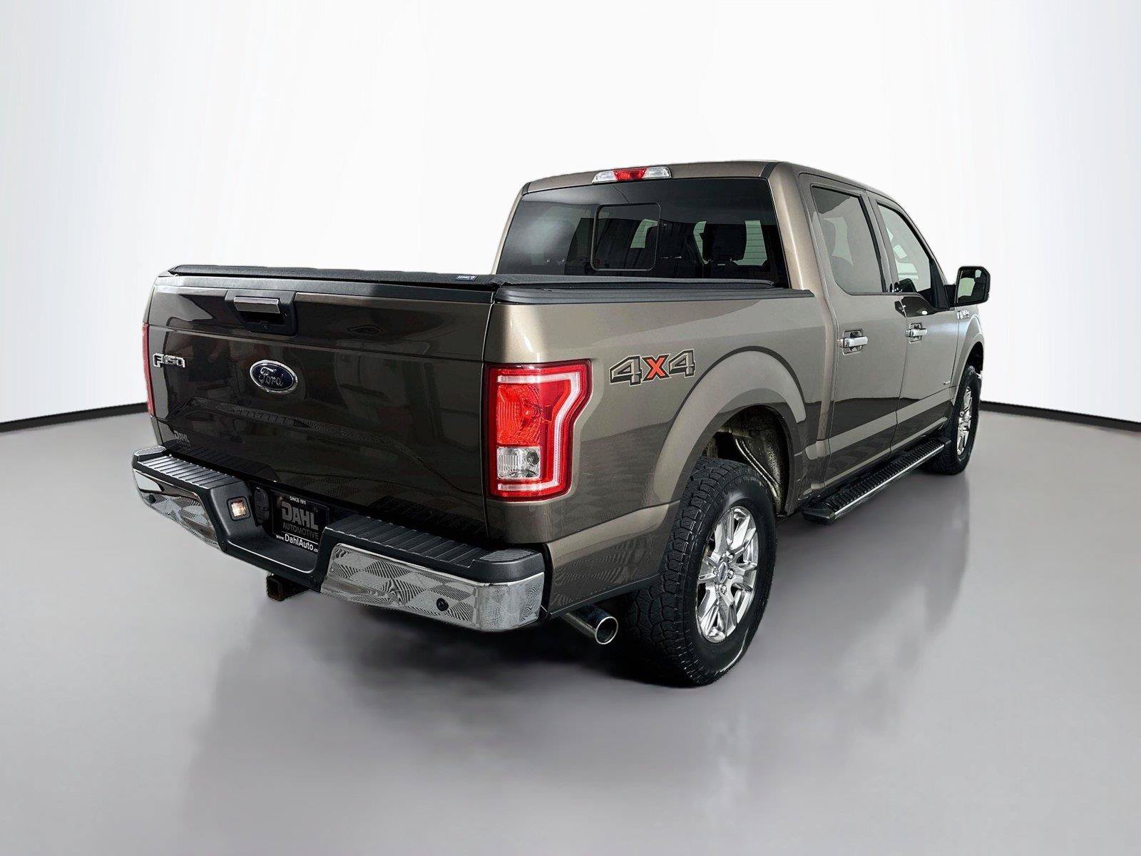 Used 2016 Ford F150 XLT w/ Equipment Group 302A Luxury AWD/4WD image 13