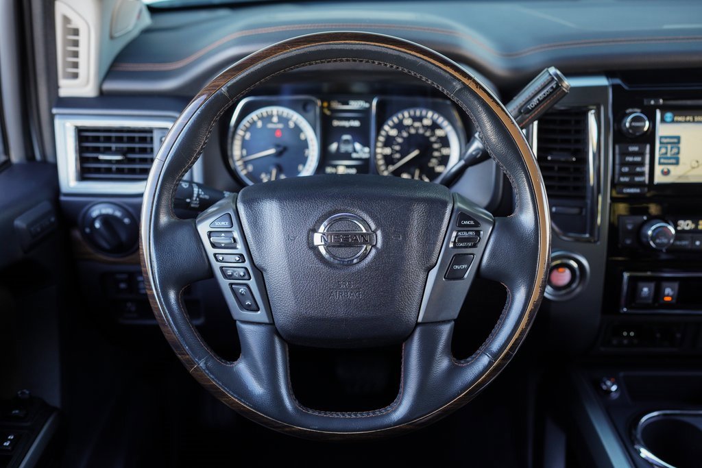 Used 2018 Nissan Titan Platinum Reserve image 28