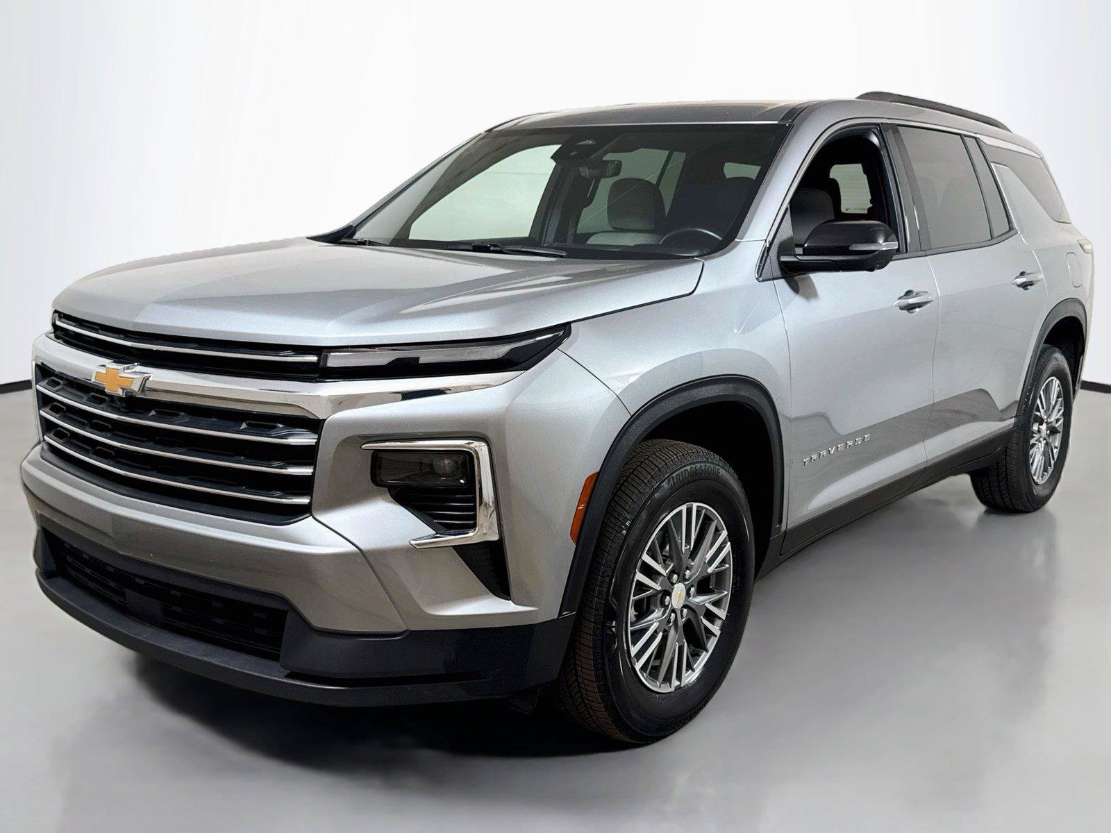 Certified 2026 Chevrolet Traverse LT w/ Driver Confidence Package