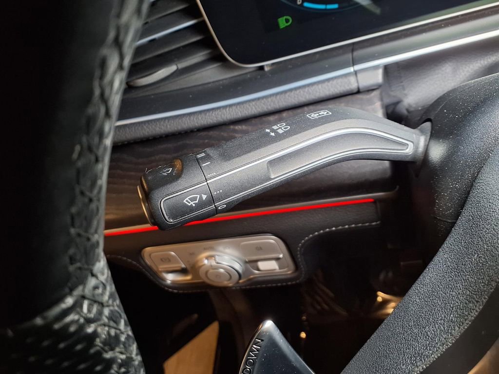 Used 2023 Mercedes-Benz GLE 53 AMG 4MATIC Coupe image 8