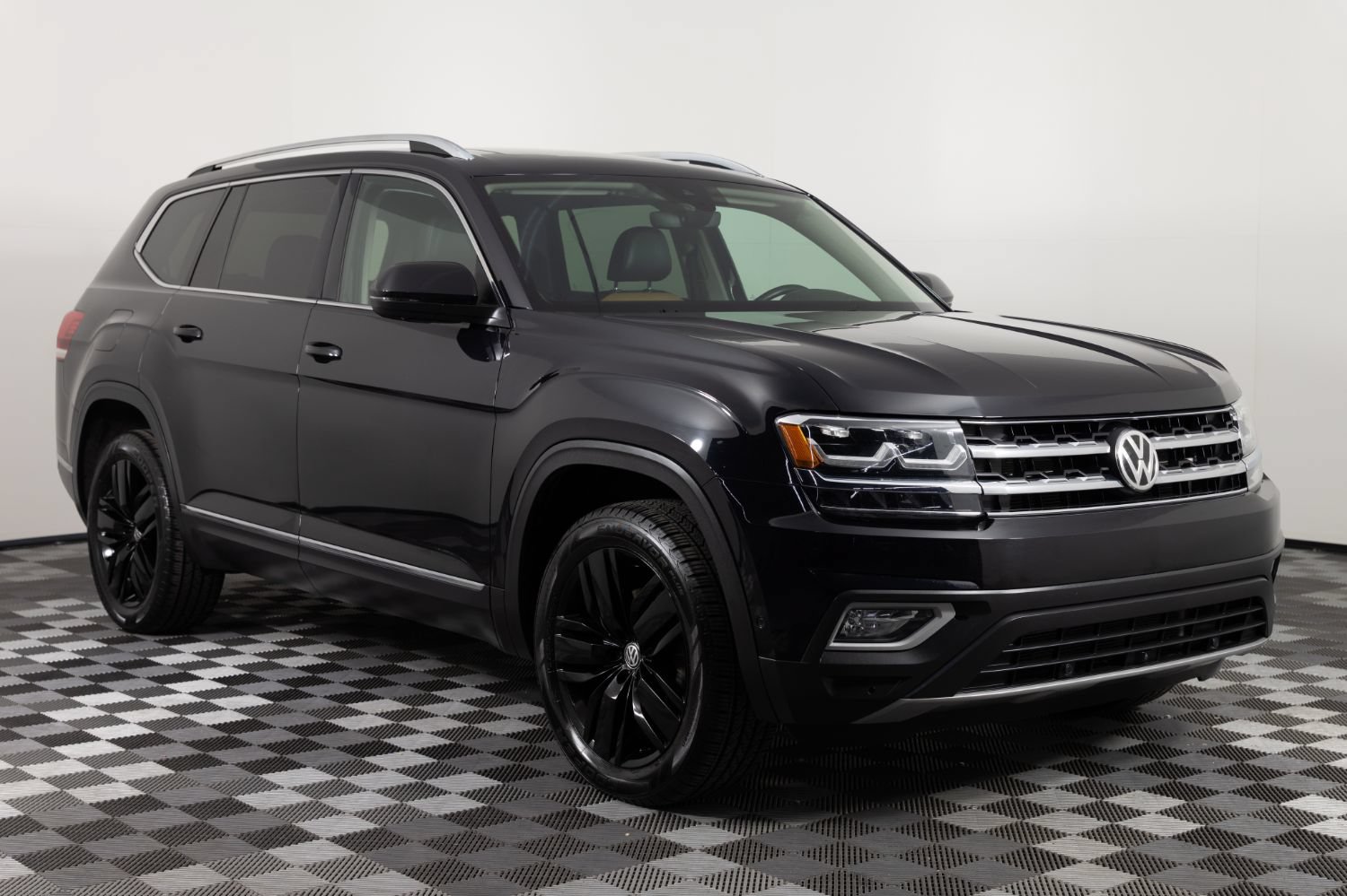 Used 2019 Volkswagen Atlas SEL Premium AWD/4WD image 11