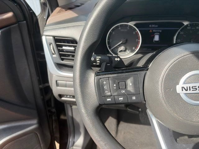 Used 2021 Nissan Rogue S AWD/4WD image 17