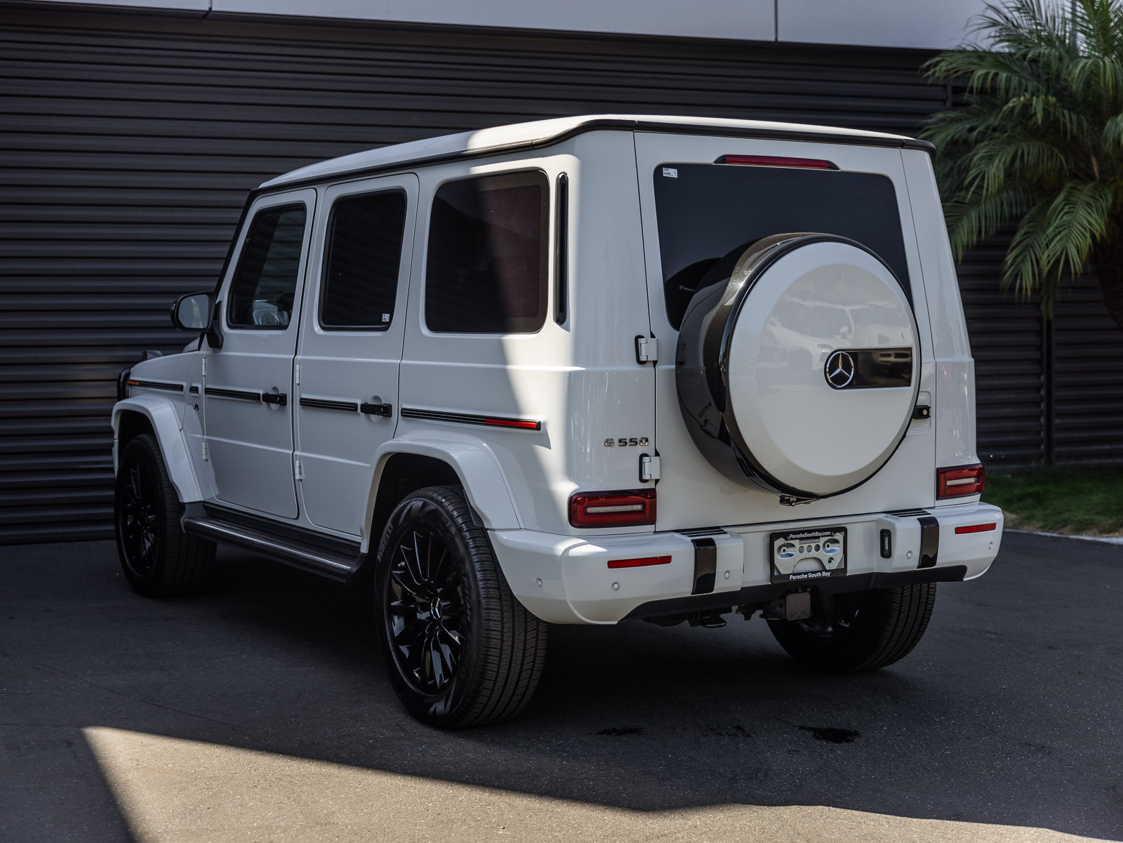 Used 2020 Mercedes-Benz G 550 image 3