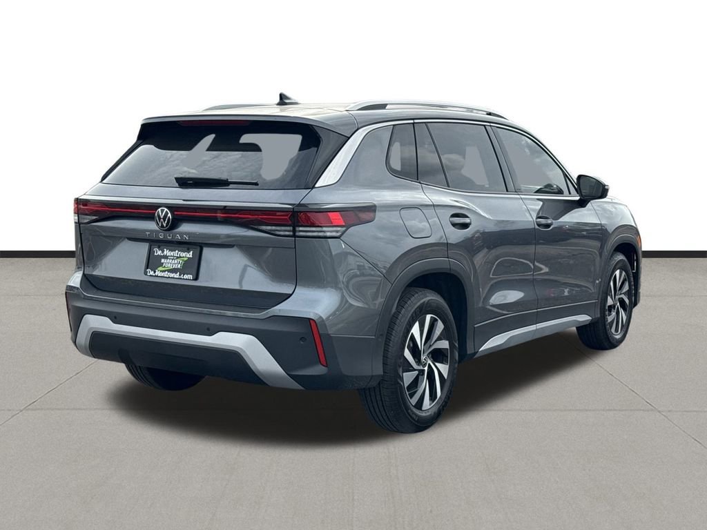 New 2026 Volkswagen Tiguan S FWD image 5