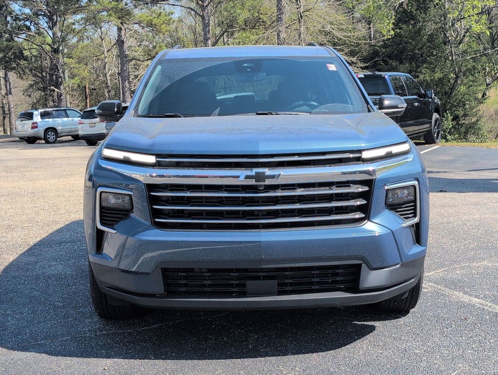 New 2026 Chevrolet Traverse LT w/ Sun and Wheel Package image 9