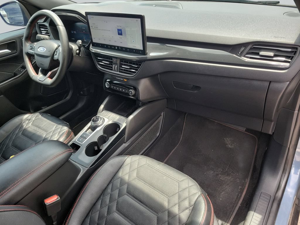 Used 2023 Ford Escape ST-Line Elite w/ Premium Technology Package AWD/4WD image 29
