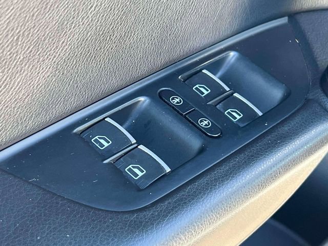 Used 2011 Volkswagen Touareg VR6 AWD/4WD image 21