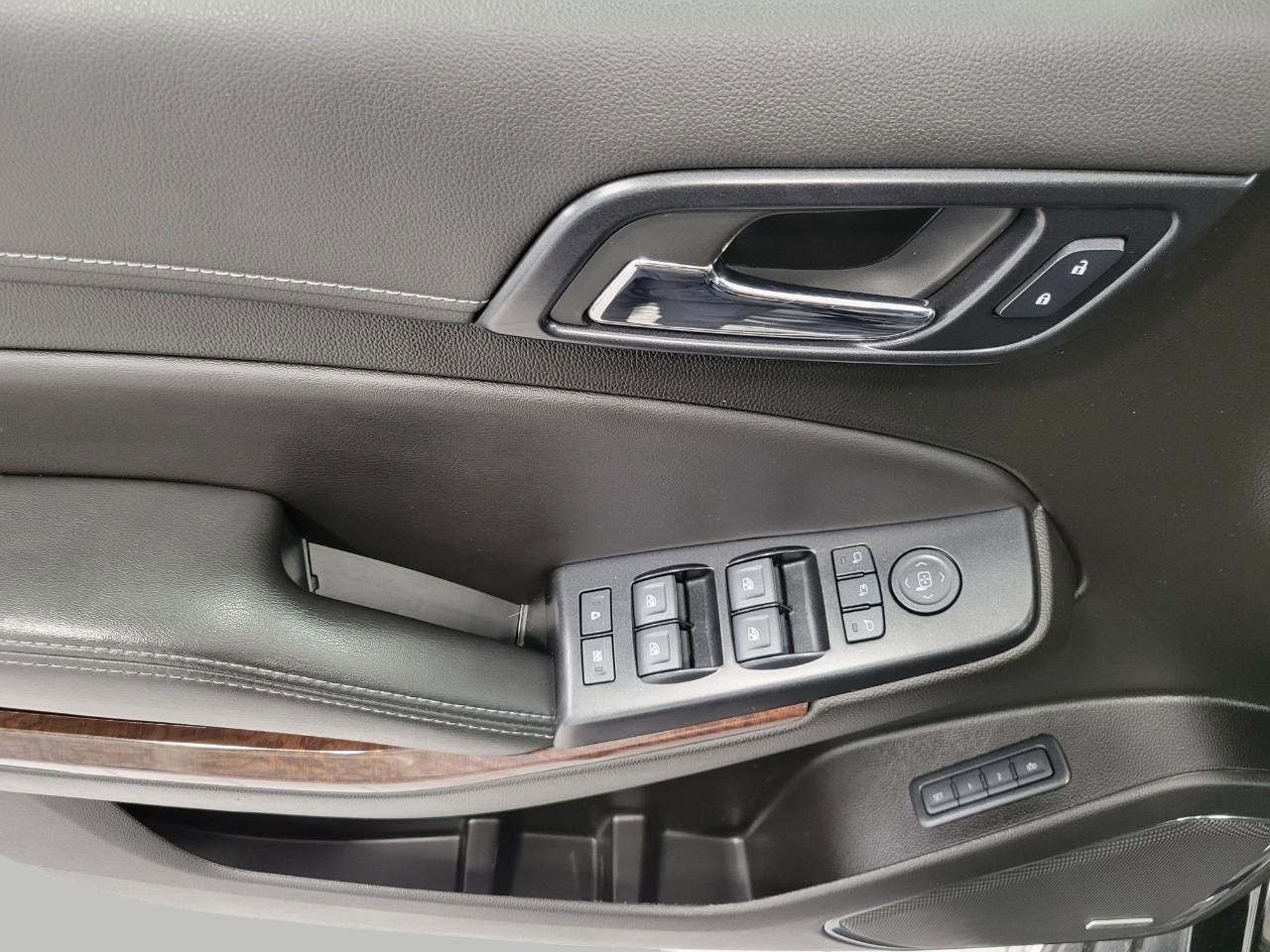 Used 2020 GMC Yukon XL SLT w/ Open Road Package image 31