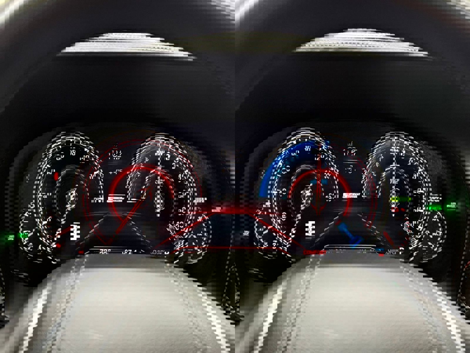 Used 2018 BMW 740e xDrive image 25