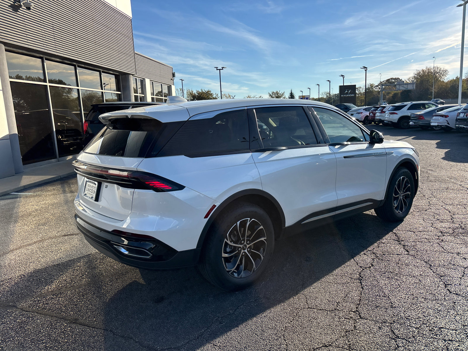 New 2026 Lincoln Nautilus Premier image 7