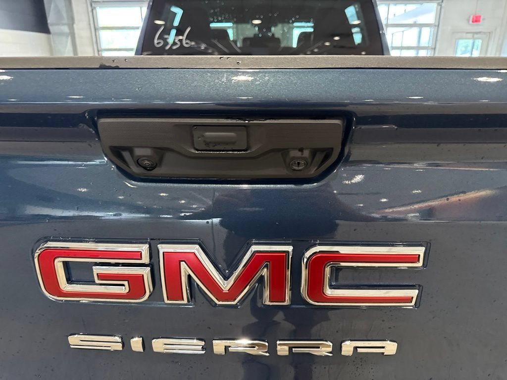 New 2026 GMC Sierra 2500 Pro AWD/4WD image 9