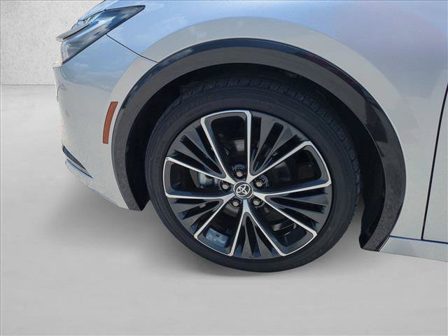 Certified 2023 Toyota Prius XLE FWD image 22