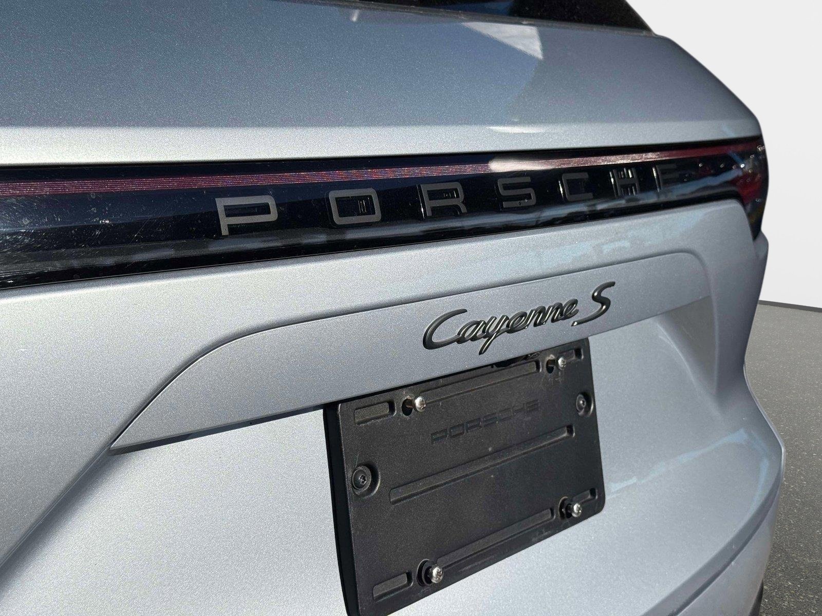 Used 2021 Porsche Cayenne S AWD/4WD image 25