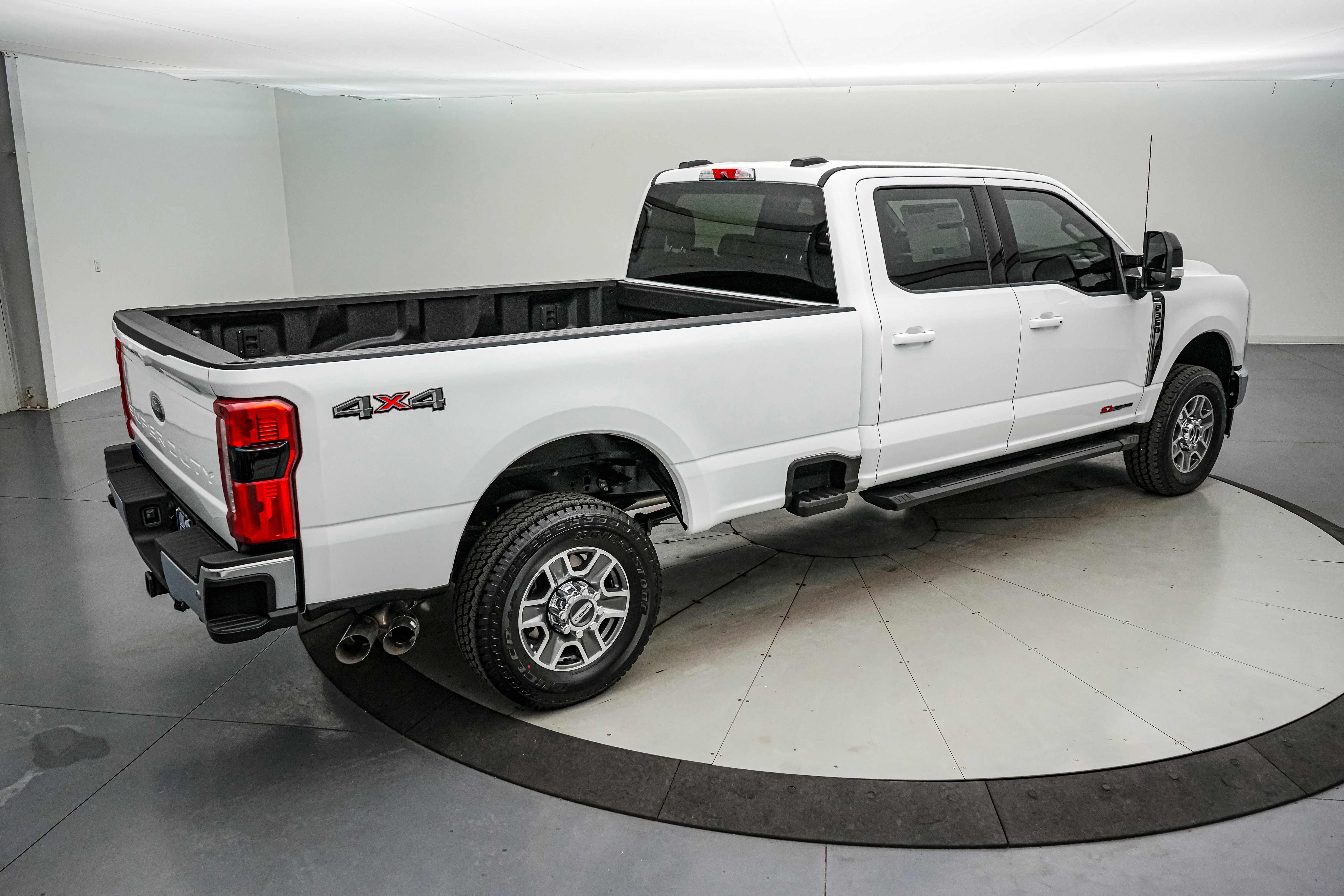 New 2026 Ford F350 Lariat image 4