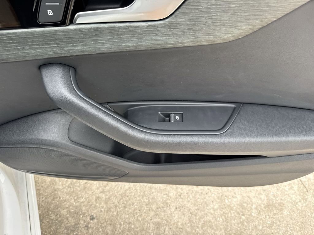 Used 2021 Audi A4 2.0T Premium w/ Convenience Package image 44