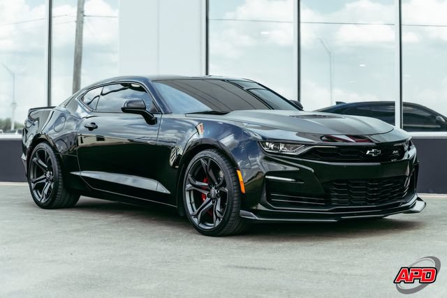 Used 2022 Chevrolet Camaro SS RWD image 7