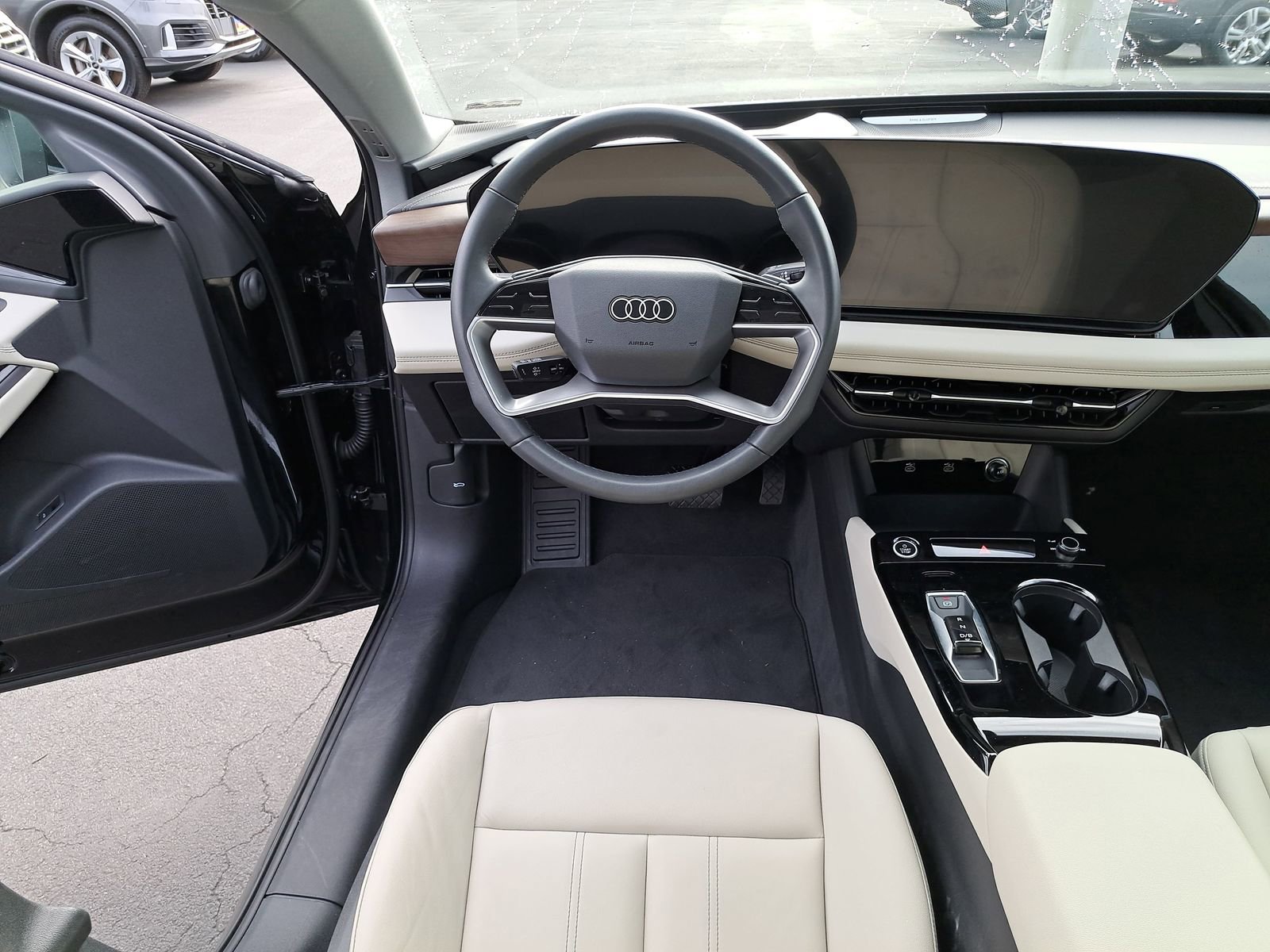 Used 2025 Audi A6 e-tron Premium Plus w/ Premium Plus image 6