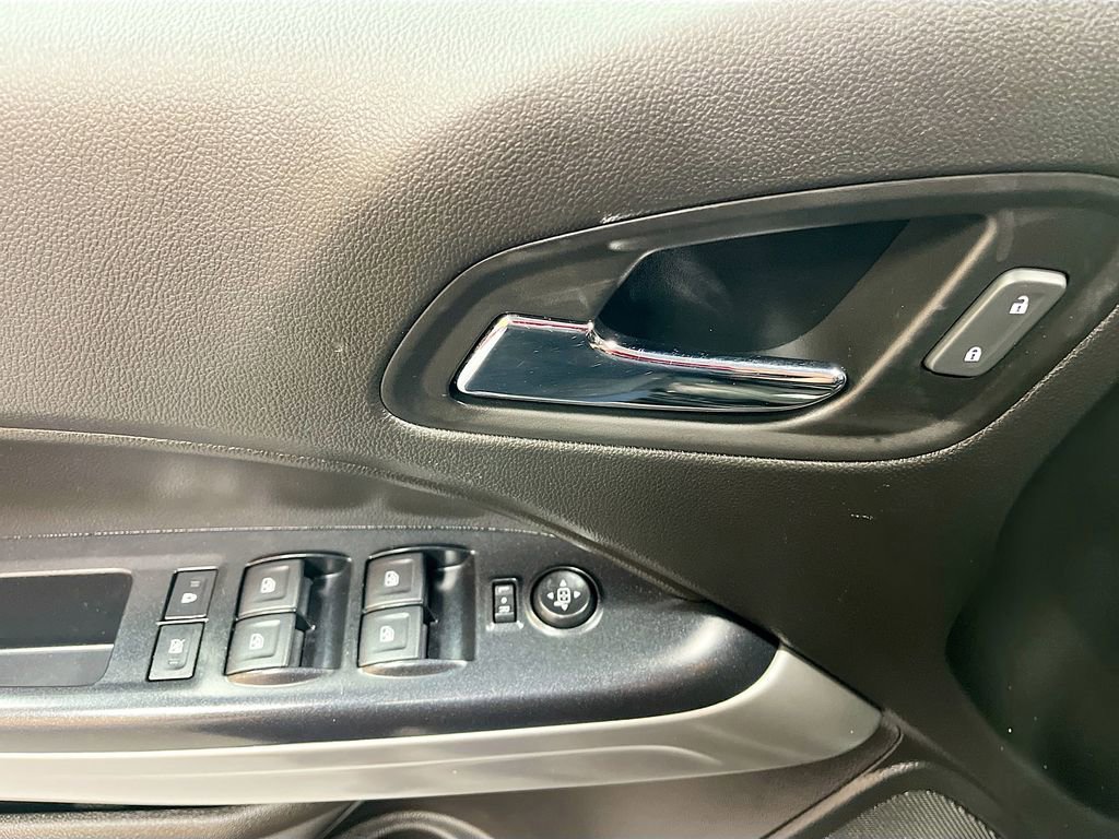 Used 2021 Chevrolet Colorado ZR2 w/ ZR2 Midnight Special Edition image 18