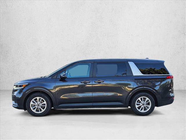 Used 2024 Kia Carnival LX FWD image 8