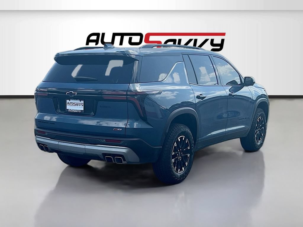 Used 2024 Chevrolet Traverse Z71 AWD/4WD image 7
