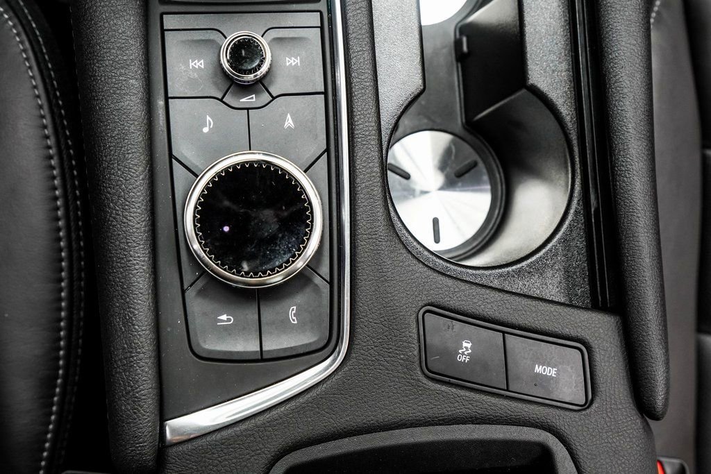 Used 2025 Cadillac XT6 Premium Luxury image 21