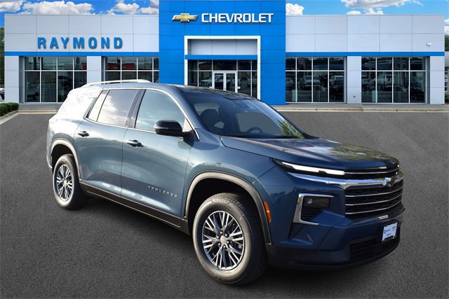 New 2026 Chevrolet Traverse LT w/ LPO, Floor Liner Package