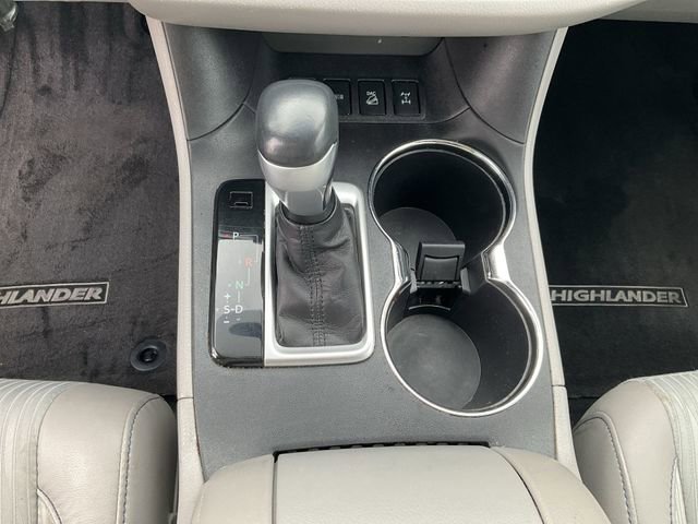 Used 2016 Toyota Highlander Plus image 22