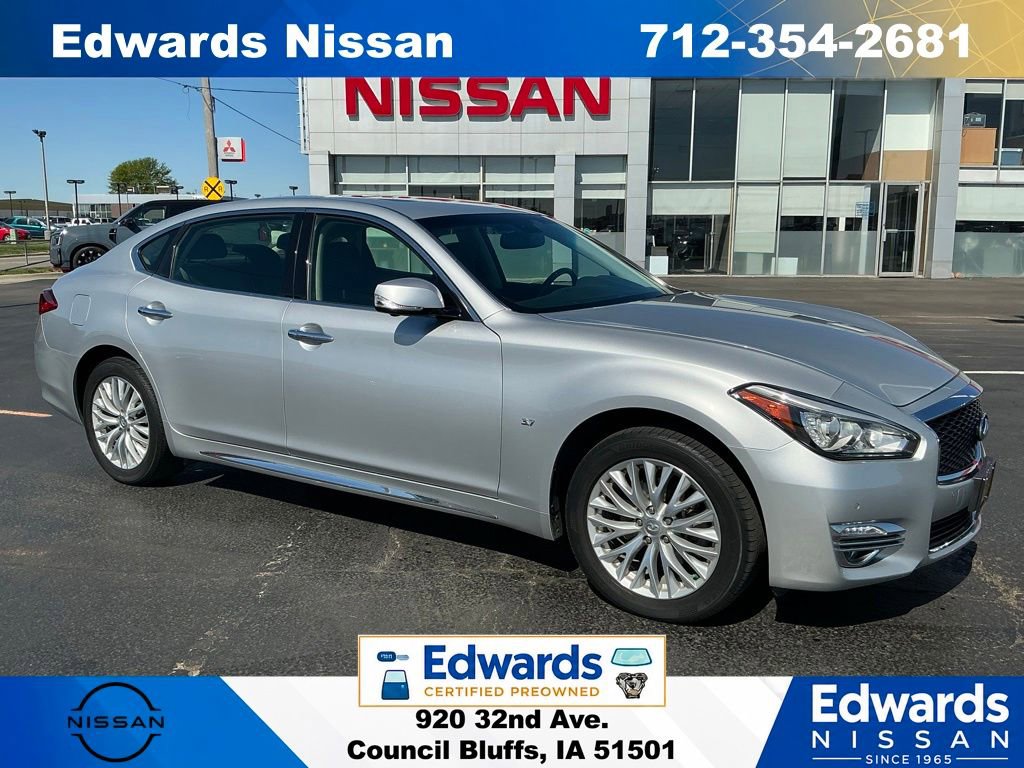Used 2015 INFINITI Q70 L 3.7 w/ Deluxe Touring Package