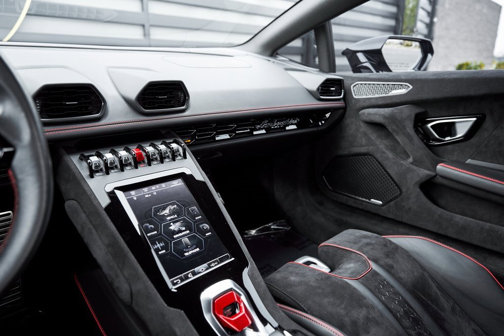 Used 2023 Lamborghini Huracan Tecnica image 62