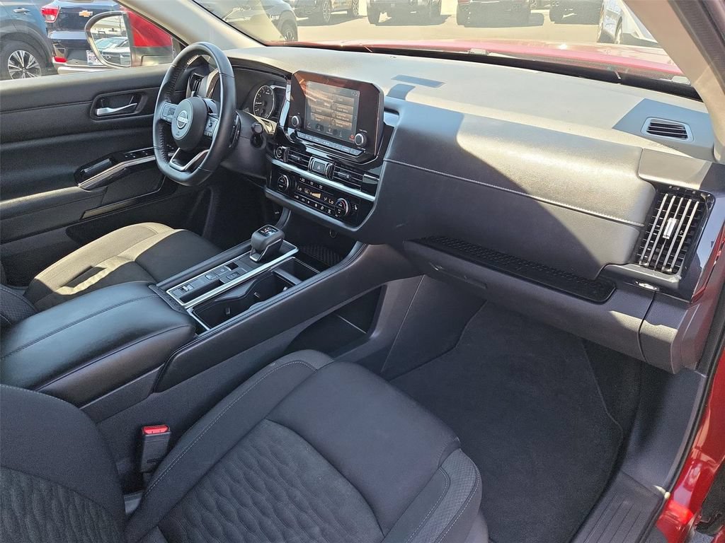 Used 2022 Nissan Pathfinder SV FWD image 20