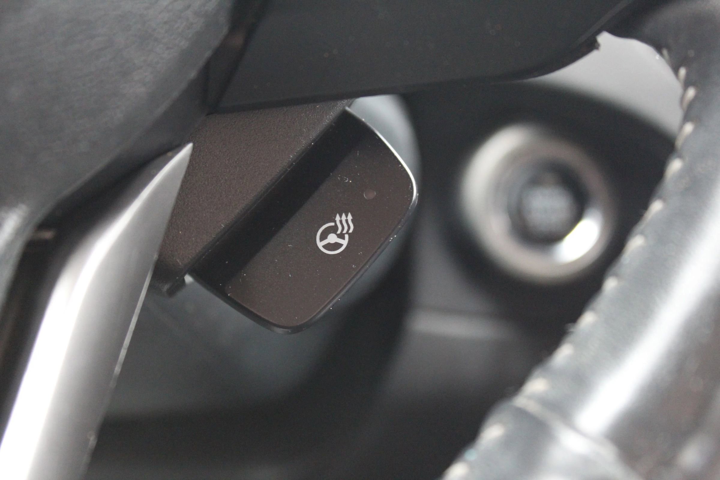 Used 2021 Subaru Ascent Touring image 30