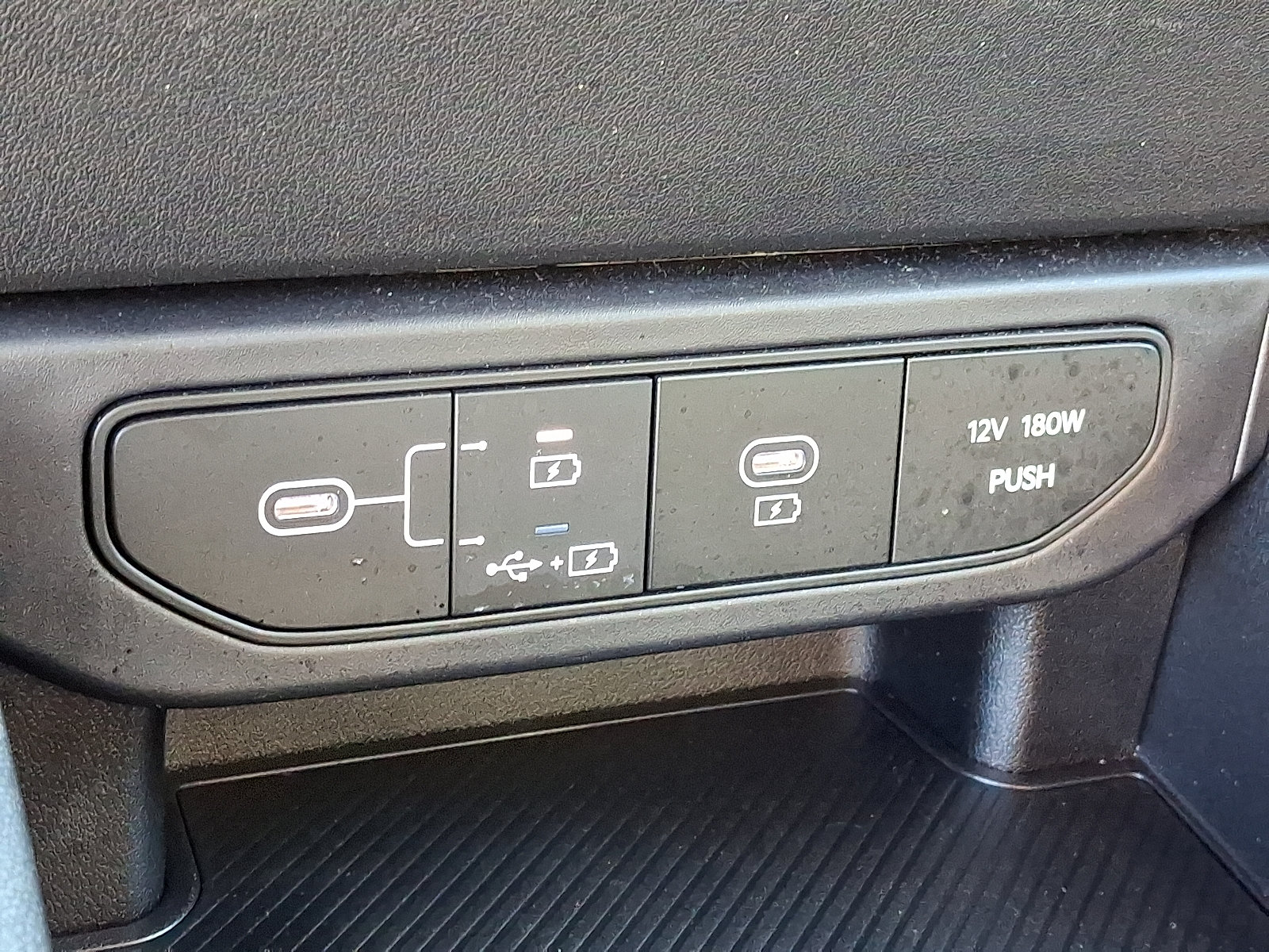 Certified 2025 Kia K4 FWD image 25