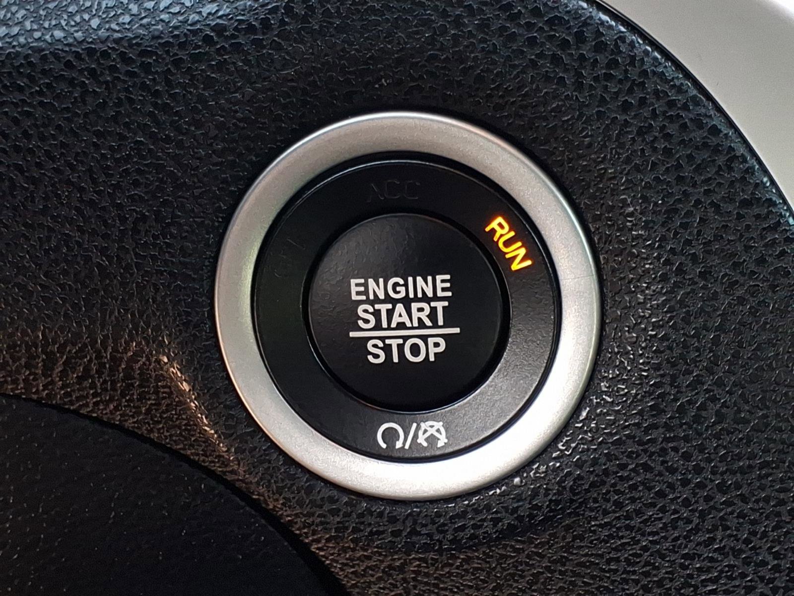 Used 2023 Chrysler 300 Touring w/ Sport Appearance Package image 23