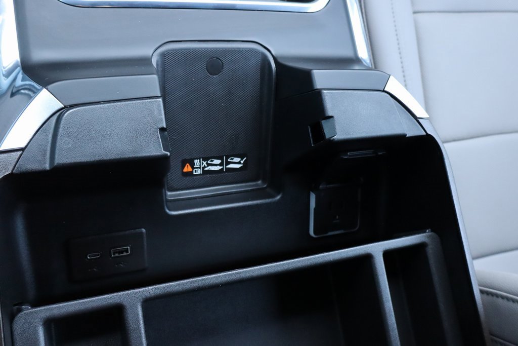 Used 2024 Chevrolet Silverado 2500 LTZ w/ LTZ Premium Package image 14