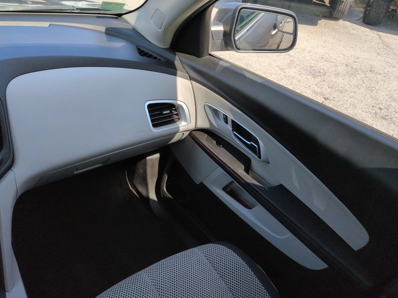 Used 2012 Chevrolet Equinox LT w/ Driver Convenience Package FWD image 17