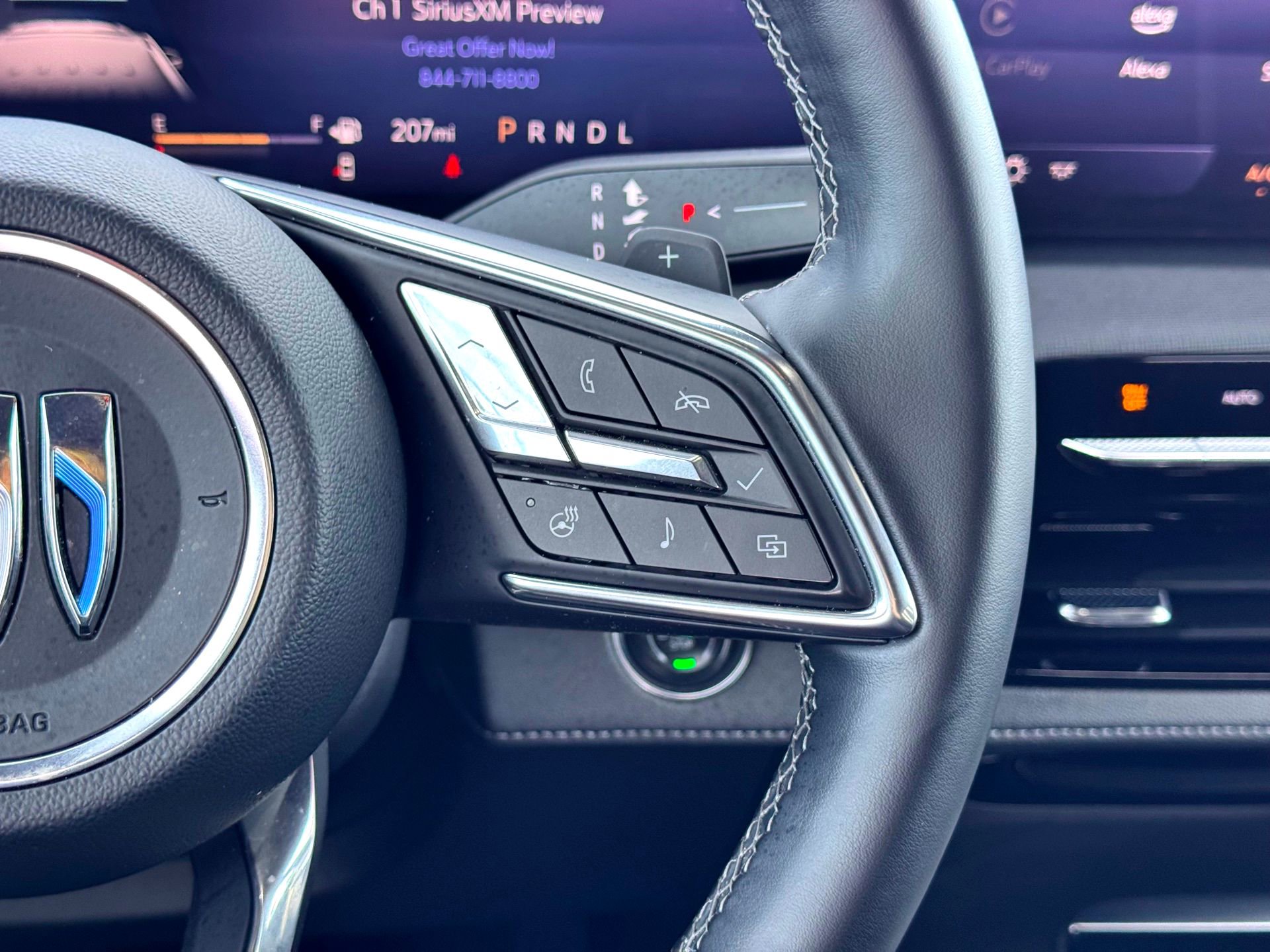 Used 2025 Buick Enclave Preferred image 26