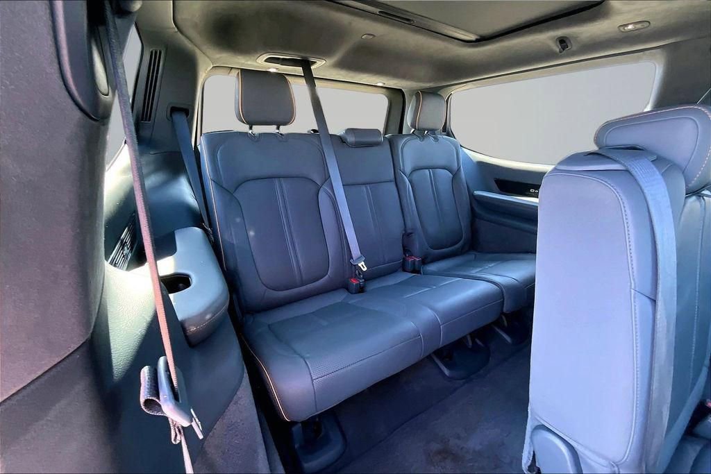 Used 2022 Jeep Grand Wagoneer Series II w/ Flexible Seating Group image 28